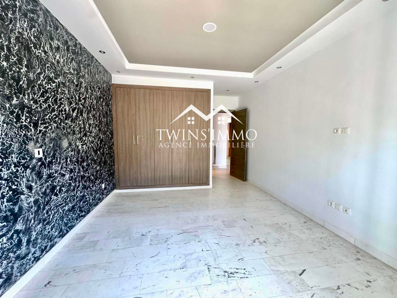 La Soukra&nbsp;La Soukra&nbsp;Location&nbsp;Appart. 2 pi�ces&nbsp;Appartement s2 avec jardin � la soukra