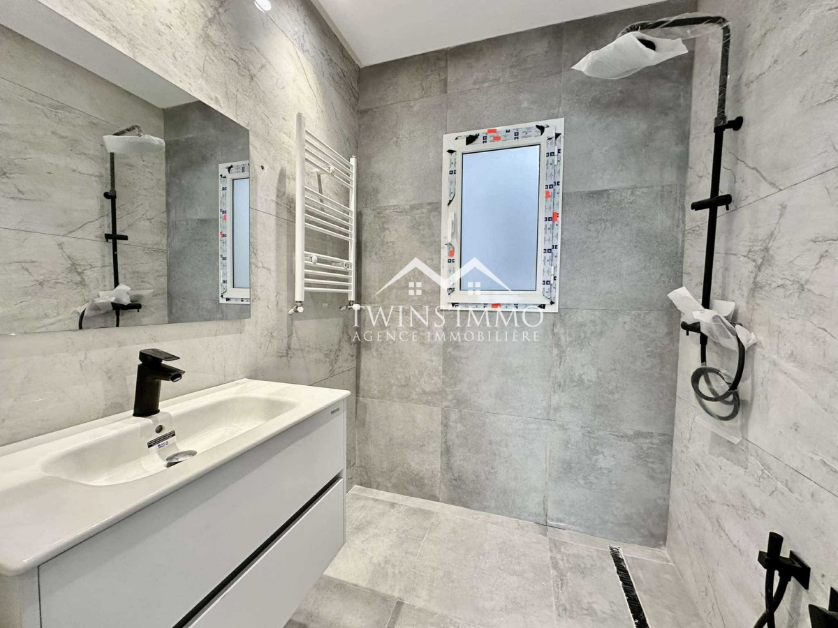 La Marsa&nbsp;Marsa Ennassim&nbsp;Location&nbsp;Maisons&nbsp;Une villa s5 � la marsa cube