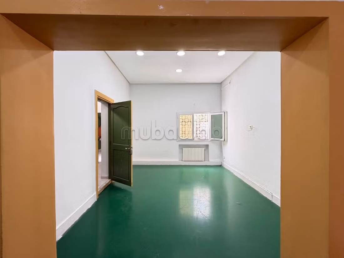 El Omrane&nbsp;El Omrane&nbsp;Location&nbsp;Autre&nbsp;Villa 10 pi�ces � usg professionnel � el omrane