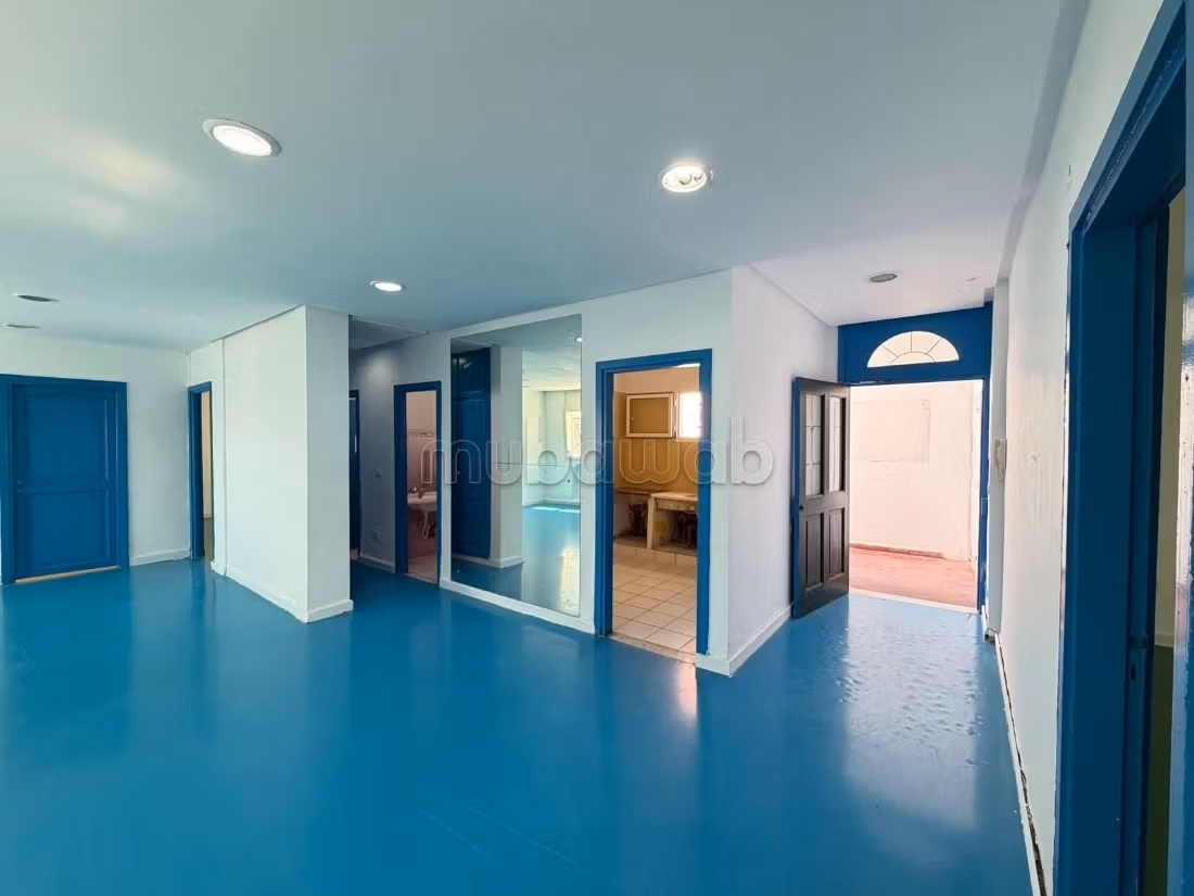 El Omrane&nbsp;El Omrane&nbsp;Location&nbsp;Autre&nbsp;Villa 10 pi�ces � usg professionnel � el omrane