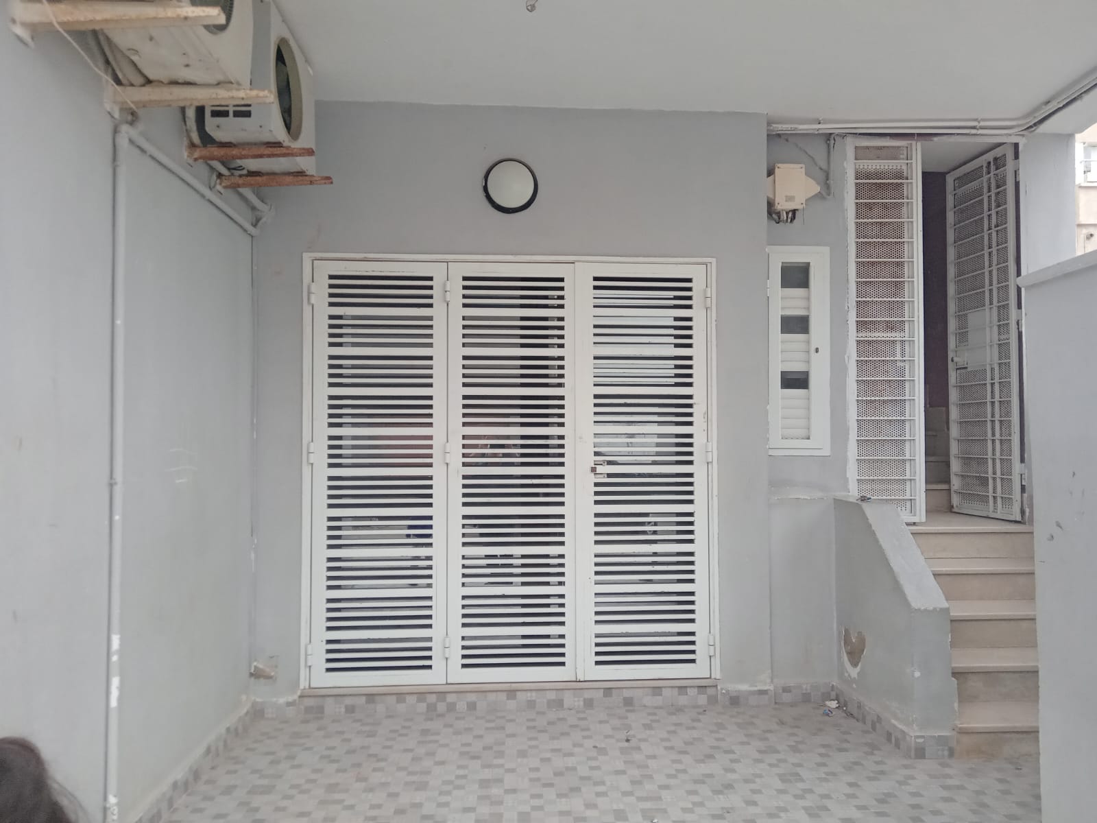 Dar Chaabane Elfehri&nbsp;Dar Chaabane Elfehri&nbsp;Location&nbsp;Autre&nbsp;Local commercial