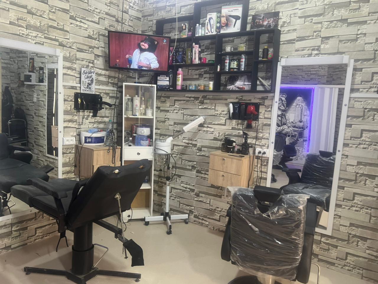 Ariana Ville&nbsp;Ariana&nbsp;Location&nbsp;Surfaces&nbsp;Salon de coiffure hommes ariana