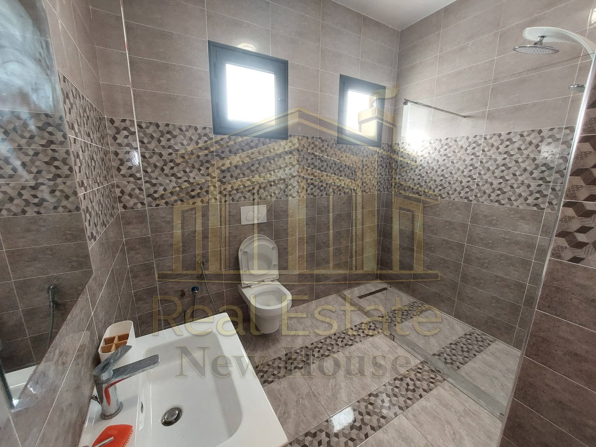 Bizerte Nord&nbsp;Bizerte&nbsp;Location&nbsp;Appart. 4 pi�ces&nbsp;Appartement haut standing jamais habiter alv 437
