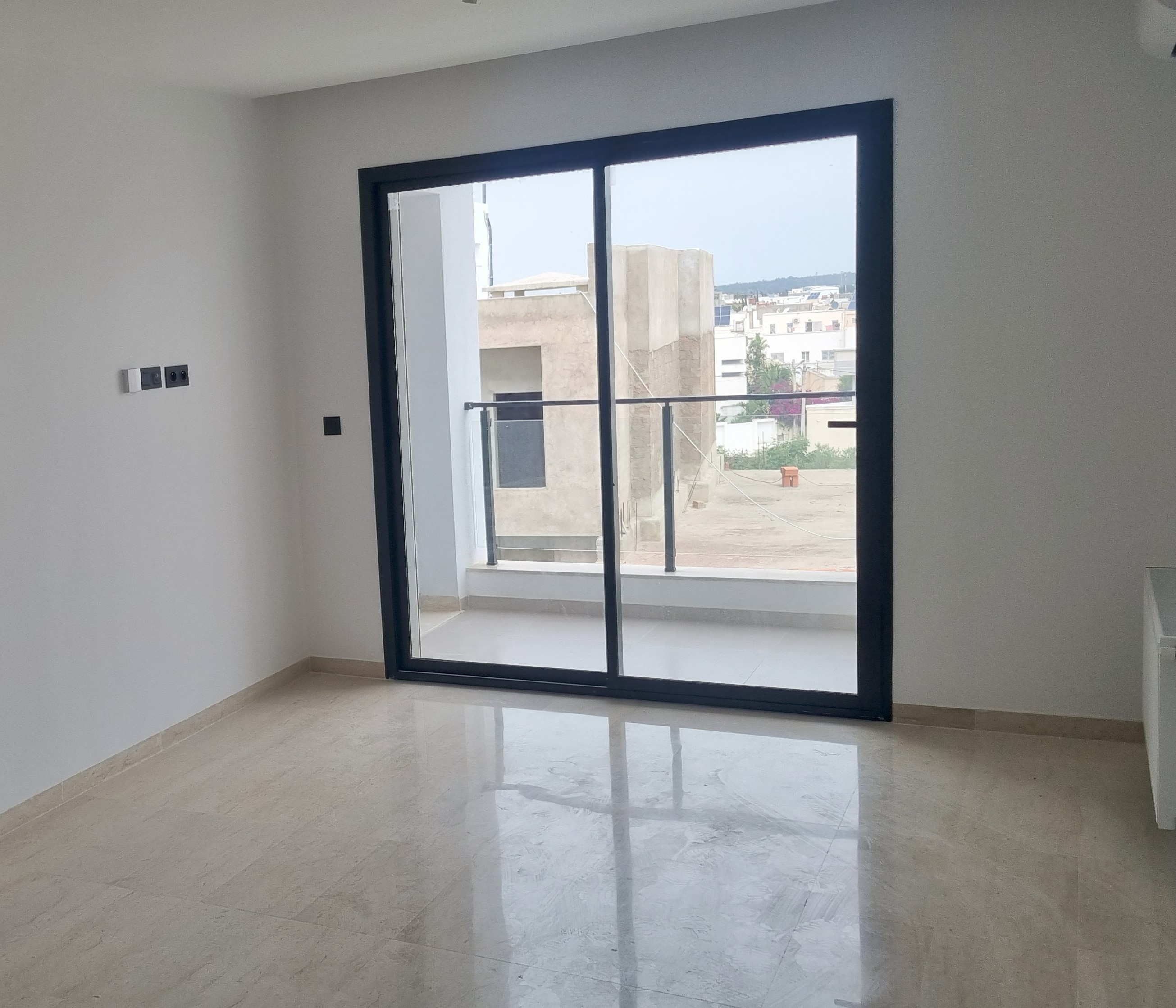 Bou Mhel El Bassatine&nbsp;Bou Mhel&nbsp;Location&nbsp;Appart. 3 pi�ces&nbsp;S plus 2 hst � boumhel bessatine