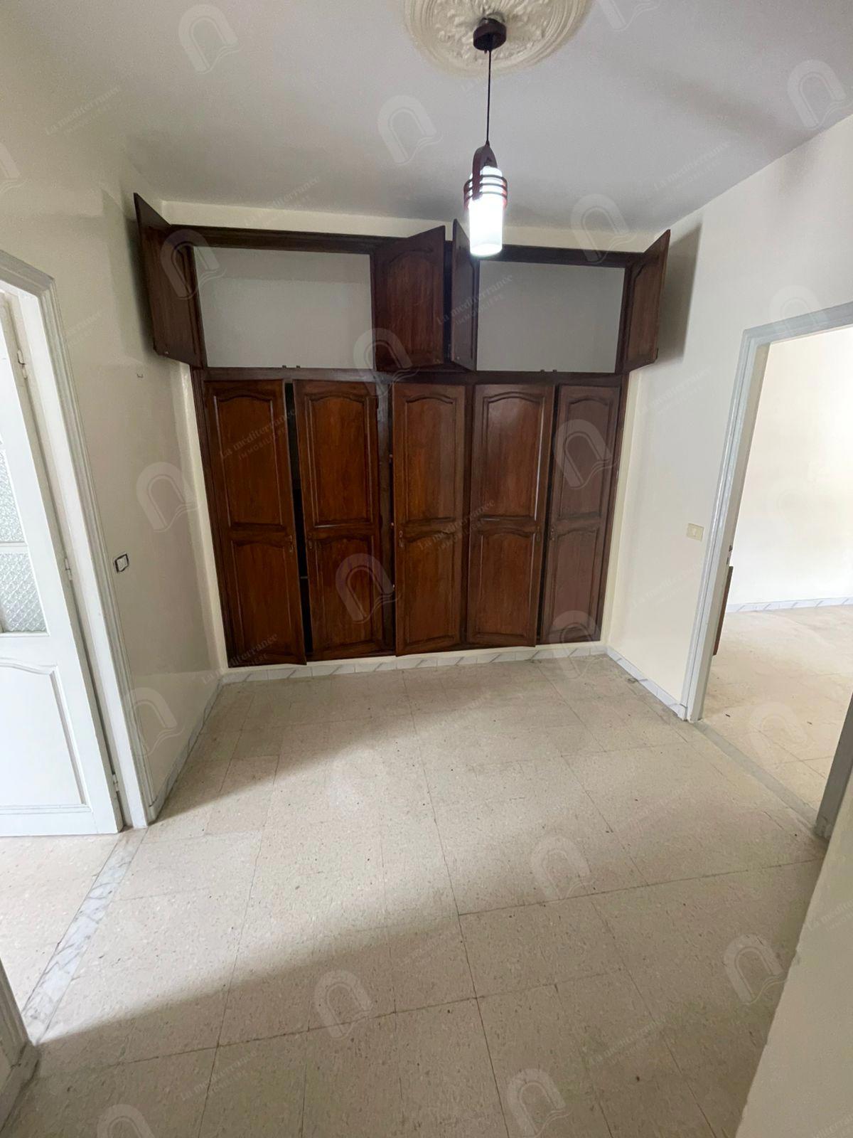 Le Bardo&nbsp;Le Bardo&nbsp;Location&nbsp;Appart. 4 pi�ces&nbsp;Un �tage de villa s3 au bardo