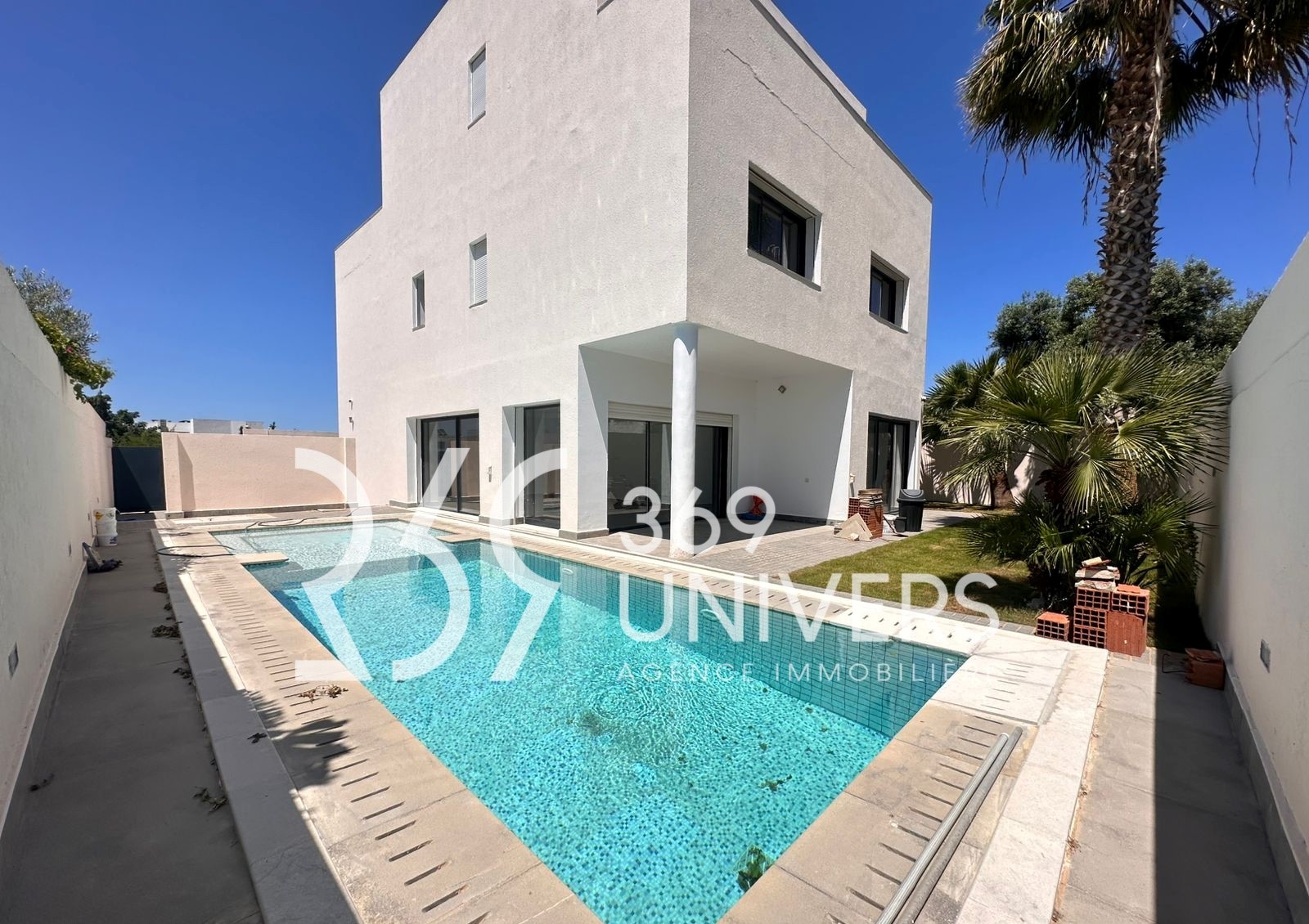 La Marsa&nbsp;Marsa Ennassim&nbsp;Location&nbsp;Maisons&nbsp;Villa avec piscine � la marsa ref rh178