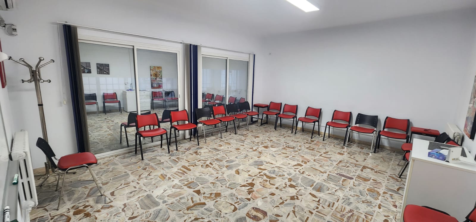 El Menzah&nbsp;Mutuelle Ville&nbsp;Location&nbsp;Maisons&nbsp;�tage de villa usage bureautique