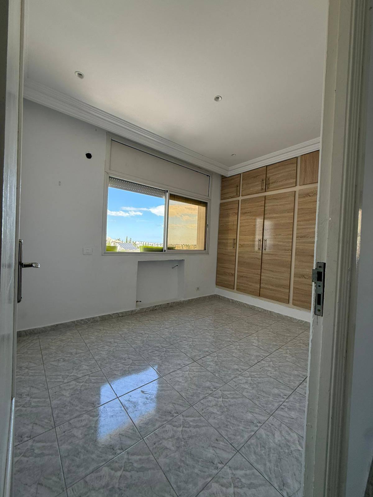El Menzah&nbsp;El Manar 2&nbsp;Location&nbsp;Appart. 2 pi�ces&nbsp;Lumineux appartement s2 spacieux