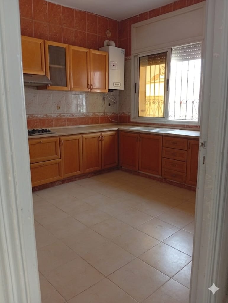 Ariana Ville&nbsp;Cite Ennasr 1&nbsp;Location&nbsp;Maisons&nbsp;Un �tage de villa � ennasr 1