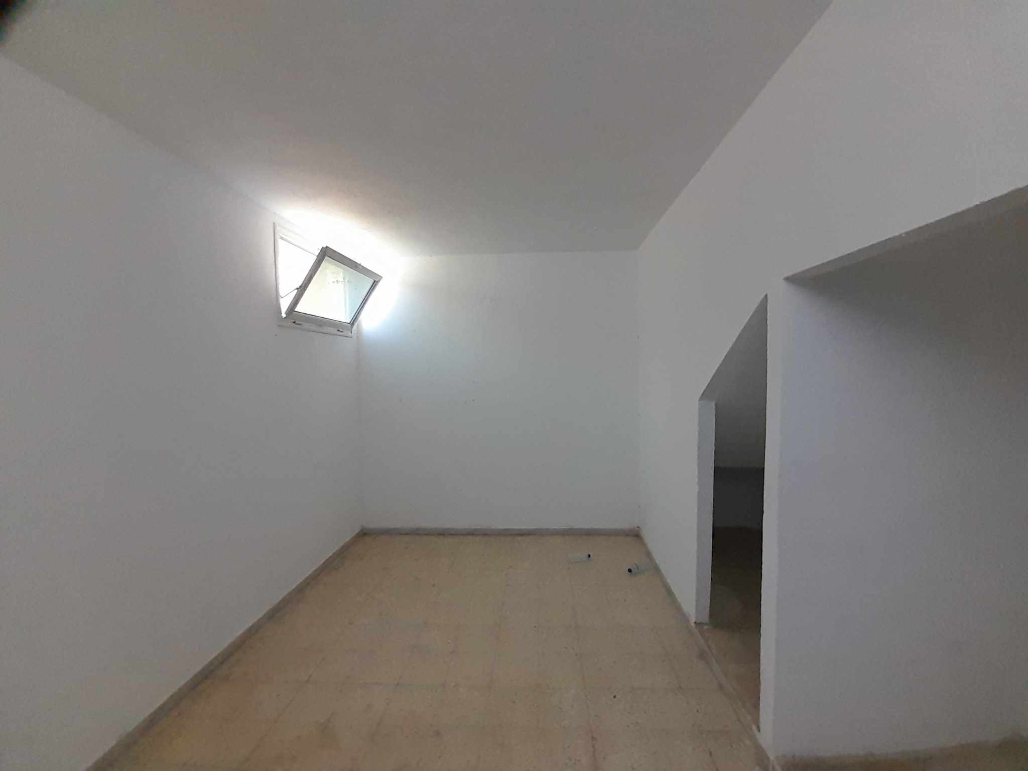 Kairouan Sud&nbsp;Cite Ibn El Jazzar&nbsp;Vente&nbsp;Appart. 3 pi�ces&nbsp;Appartements ou bureaux la rue principale mansoura