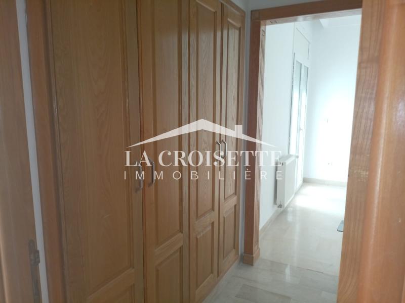 La Marsa&nbsp;Berge Du Lac&nbsp;Location&nbsp;Appart. 5 pi�ces+&nbsp;Appartement s4 avec terrasse au lac2 mal2245