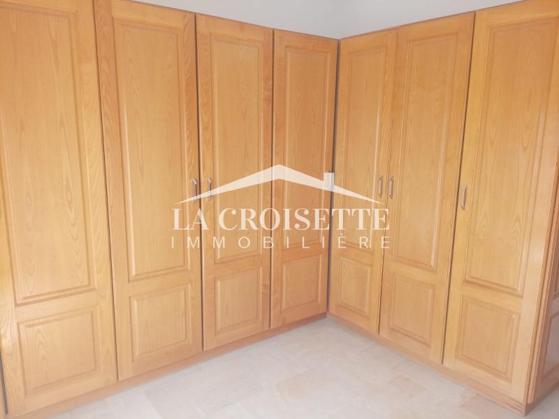 La Marsa&nbsp;Berge Du Lac&nbsp;Location&nbsp;Appart. 5 pi�ces+&nbsp;Appartement s4 avec terrasse au lac2 mal2245
