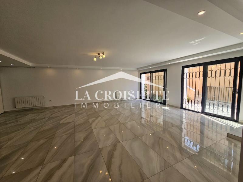 La Marsa&nbsp;Gammart&nbsp;Location&nbsp;Appart. 4 pi�ces&nbsp;Appartement s3 avec jardin � gammarth mal0944