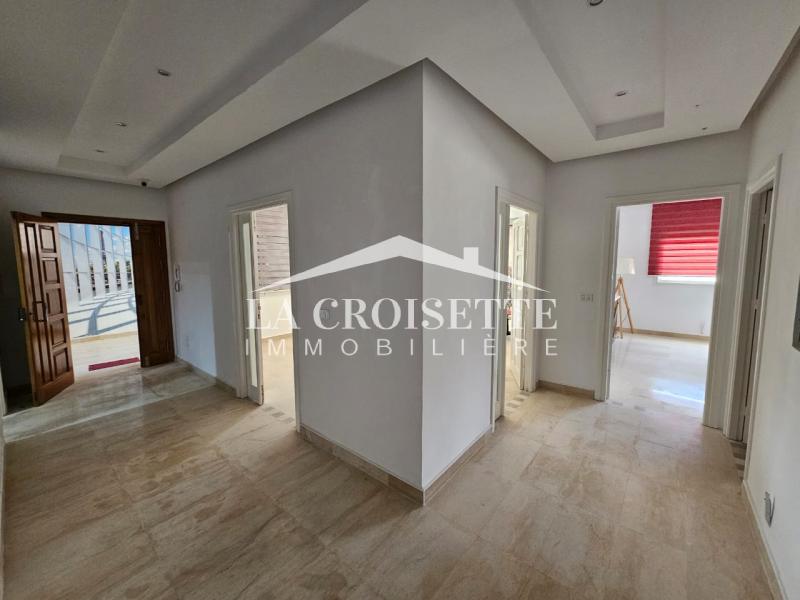 La Soukra&nbsp;La Soukra&nbsp;Bureaux & Commerces&nbsp;Bureau&nbsp;Bureau h2 meubl� � la soukra zbl0583