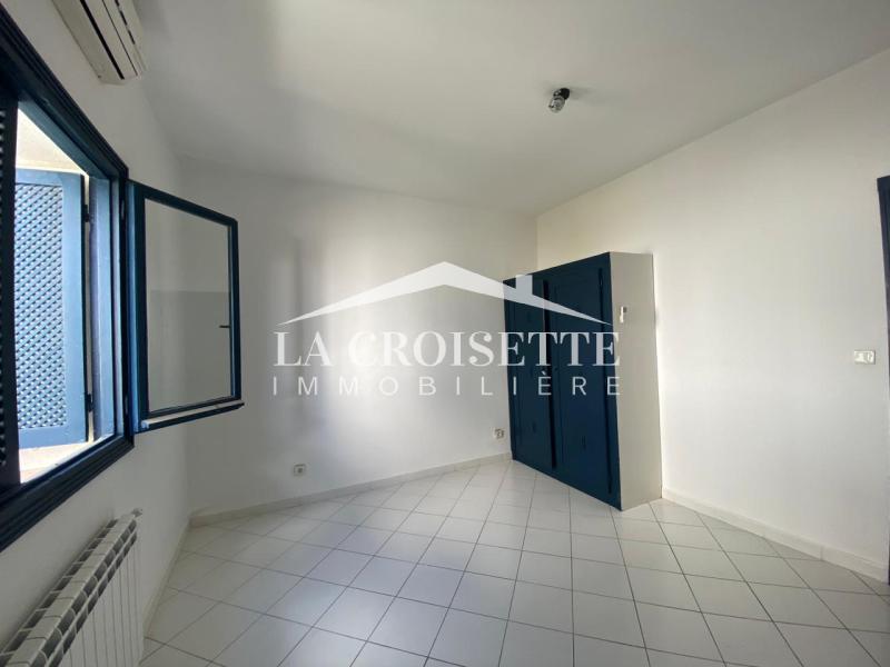La Marsa&nbsp;Gammart&nbsp;Location&nbsp;Appart. 4 pi�ces&nbsp;Appartement s3 avec jardin � gammarth mal2251