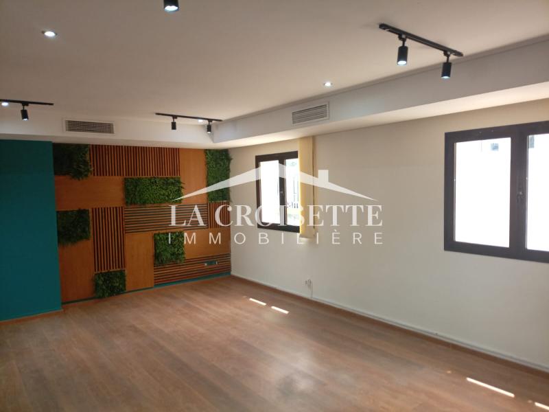 La Marsa&nbsp;Berge Du Lac&nbsp;Bureaux & Commerces&nbsp;Bureau&nbsp;Bureau h3 avec open space au lac1 mbl0589