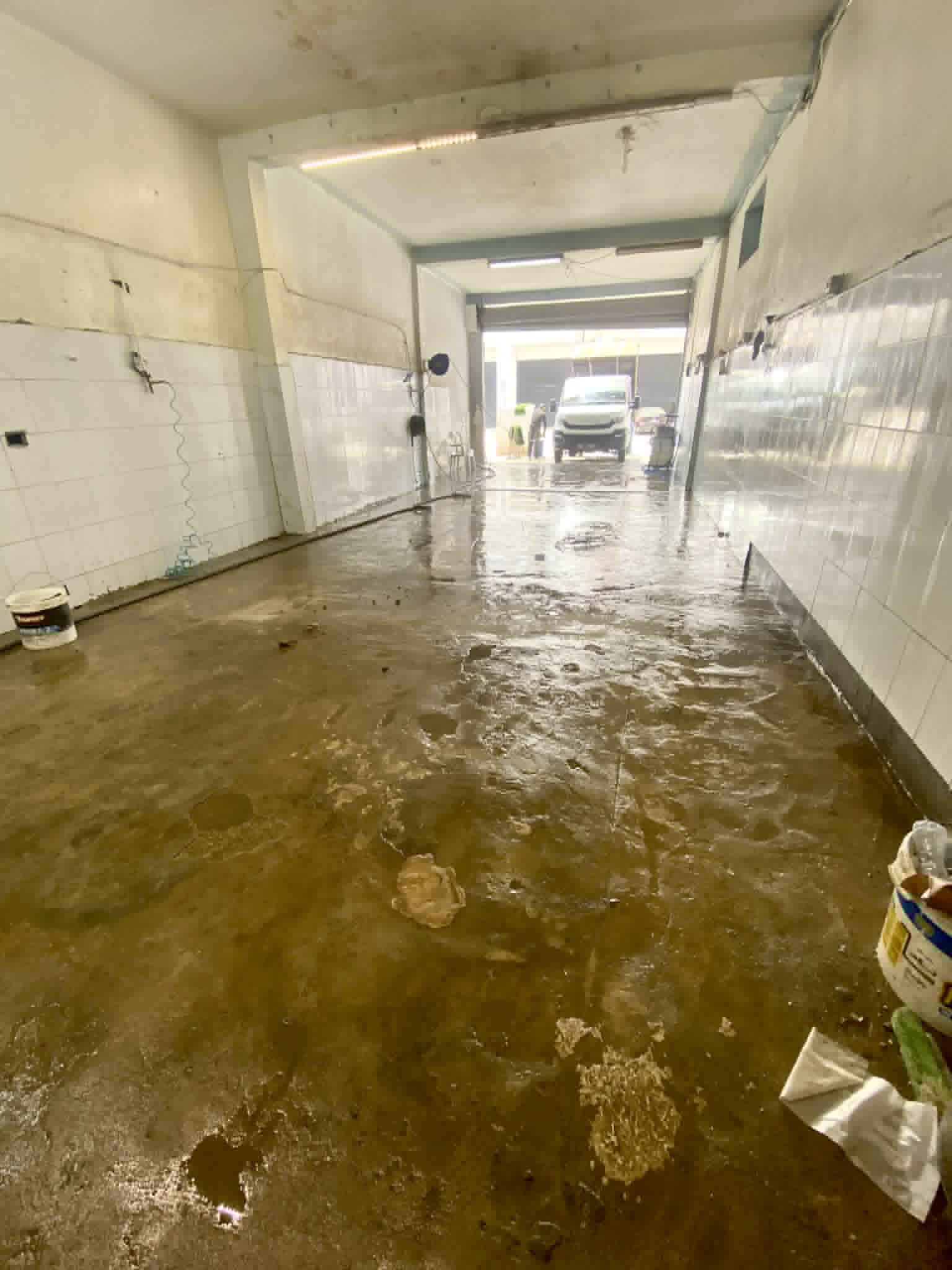 La Marsa&nbsp;Cite Bhar Lazreg&nbsp;Location&nbsp;Surfaces&nbsp;Un depot sur la route principal