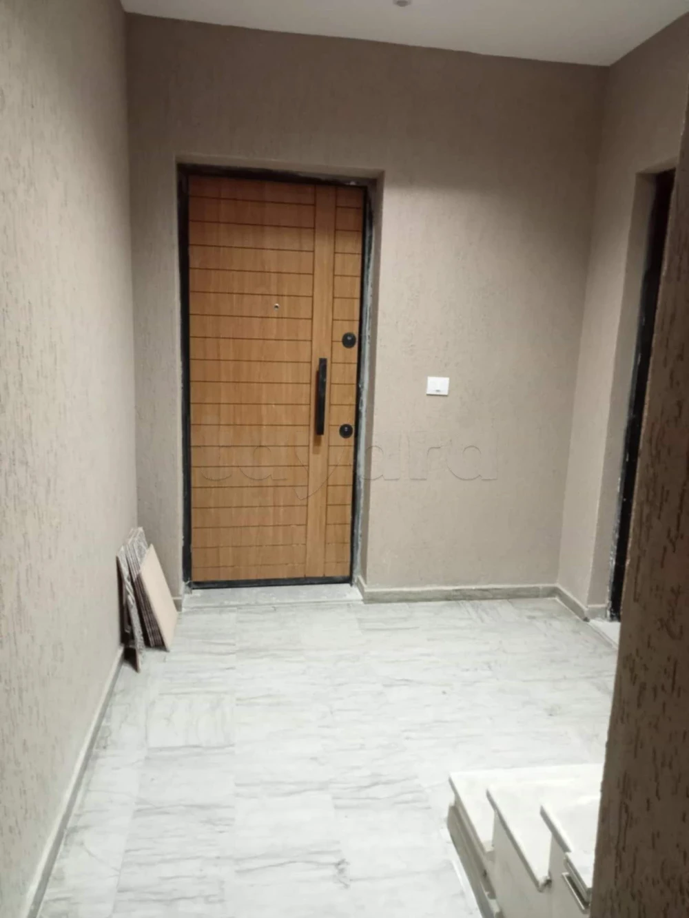 Raoued&nbsp;Ariana Essoughra&nbsp;Location&nbsp;Appart. 3 pi�ces&nbsp;S2 jaafar1  pr�s de carrefour express