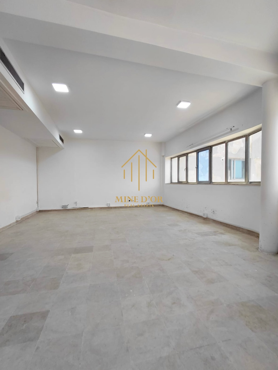 Bab Bhar&nbsp;Montplaisir&nbsp;Bureaux & Commerces&nbsp;Bureau&nbsp;Bureau 190m avec vue d�gag� � montplaisir
