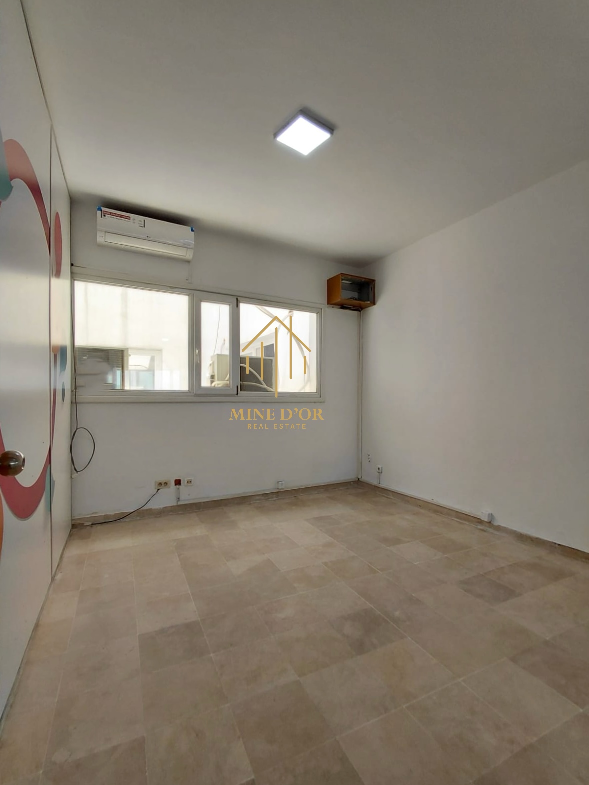 Bab Bhar&nbsp;Montplaisir&nbsp;Bureaux & Commerces&nbsp;Bureau&nbsp;Bureau 190m avec vue d�gag� � montplaisir