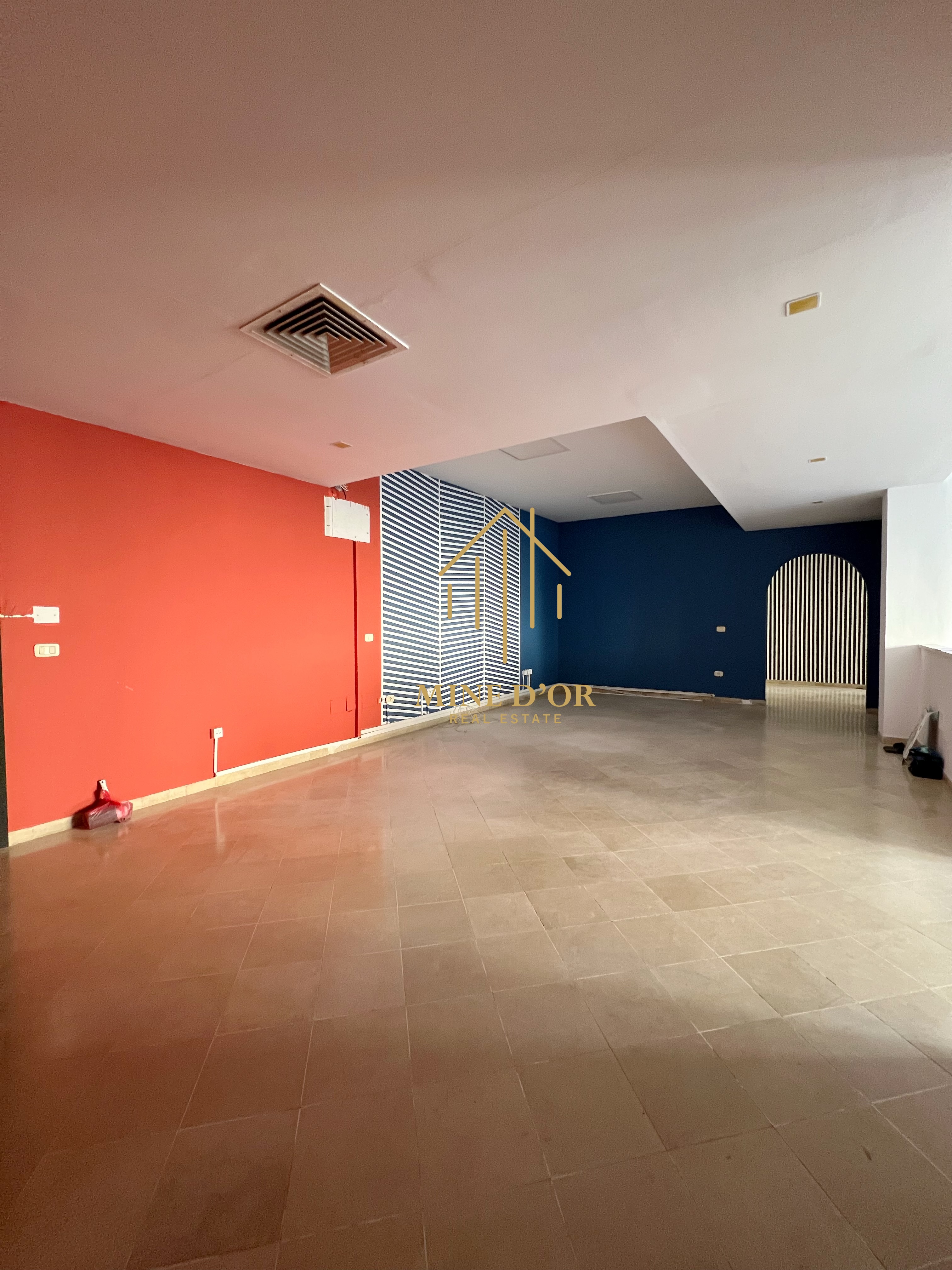 La Soukra&nbsp;Charguia 1&nbsp;Bureaux & Commerces&nbsp;Bureau&nbsp;Bureau spacieux de 150m � charguia 1