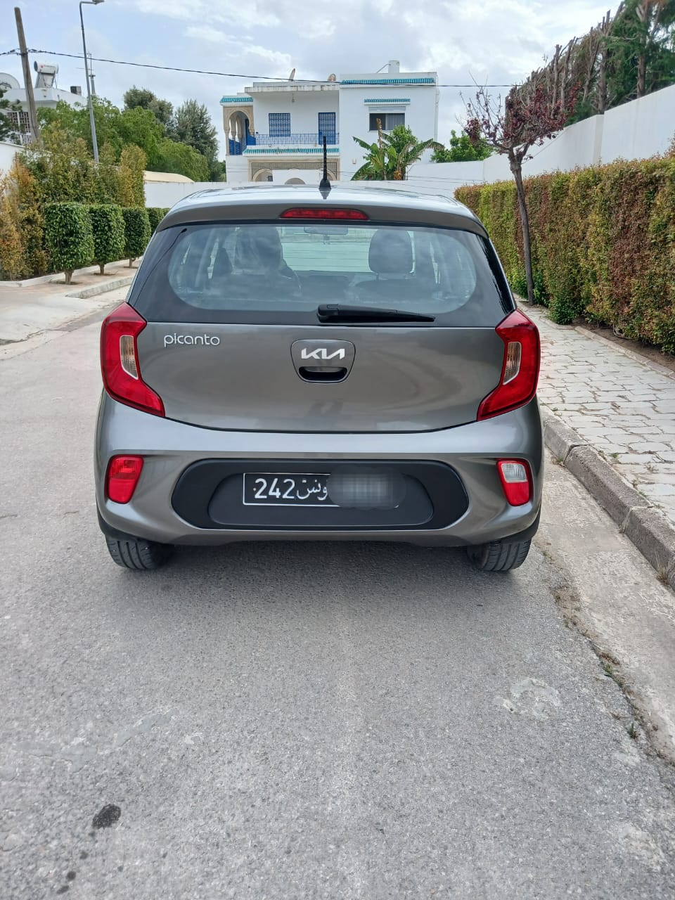Ariana Ville&nbsp;Nouvelle Ariana&nbsp;Kia&nbsp;Picanto&nbsp;Picanto comme neuf