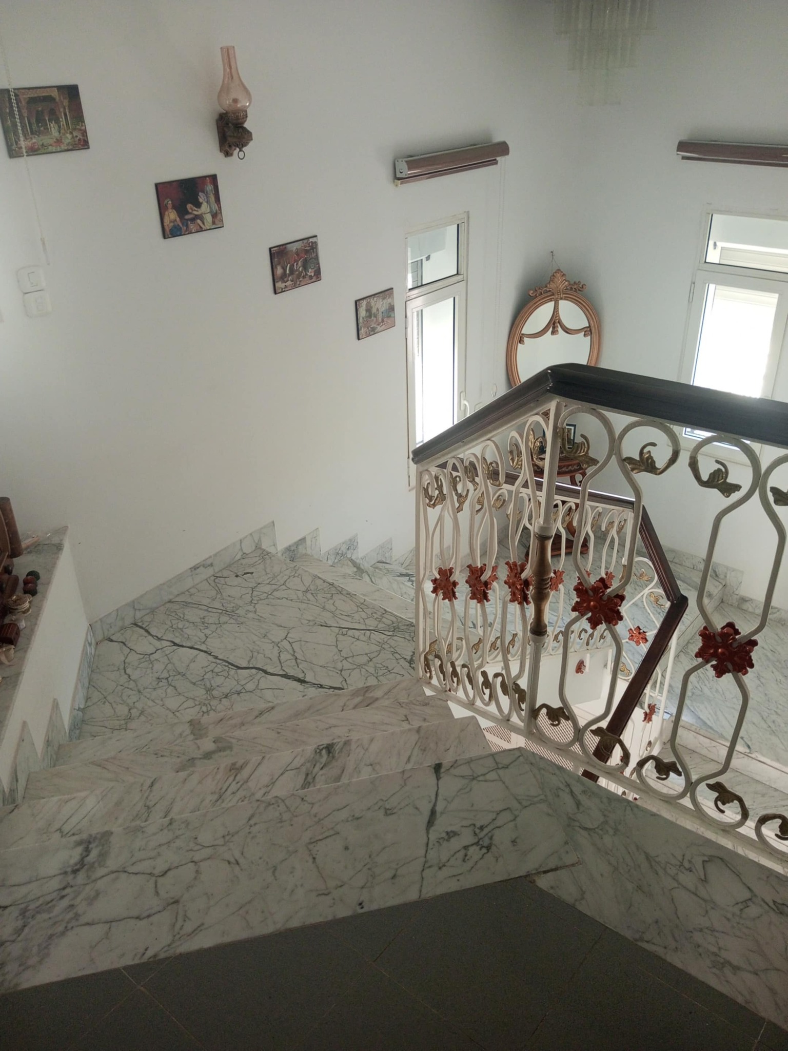 Ariana Ville&nbsp;El Menzah 5&nbsp;Vente&nbsp;Maisons&nbsp;Une villa s4
