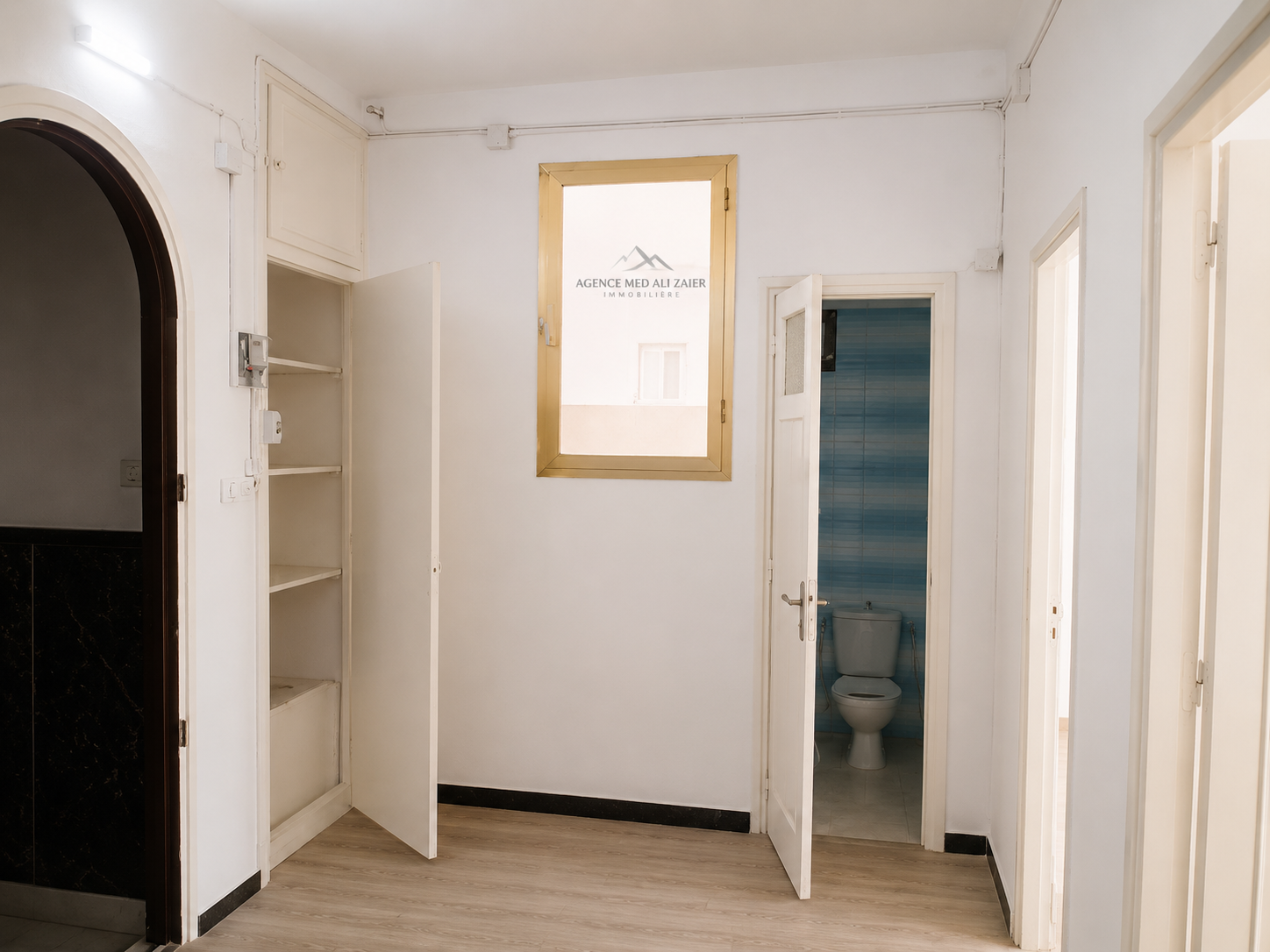 El Menzah&nbsp;Tunis Belvedere&nbsp;Location&nbsp;Appart. 2 pi�ces&nbsp;Bureau haut standing hall avec deux chambres