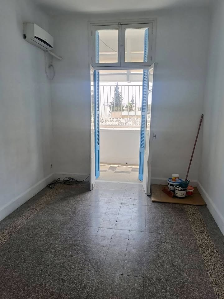 El Menzah&nbsp;El Menzah 1&nbsp;Location&nbsp;Appart. 2 pi�ces&nbsp;Appartement id�alement situ� � s2  2�me �tage