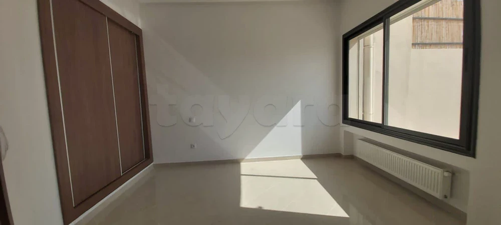 Ariana Ville&nbsp;Cite Ennasr 2&nbsp;Location&nbsp;Appart. 2 pi�ces&nbsp;Tr�s bel appartement s2 avec jardin � ennasr 2