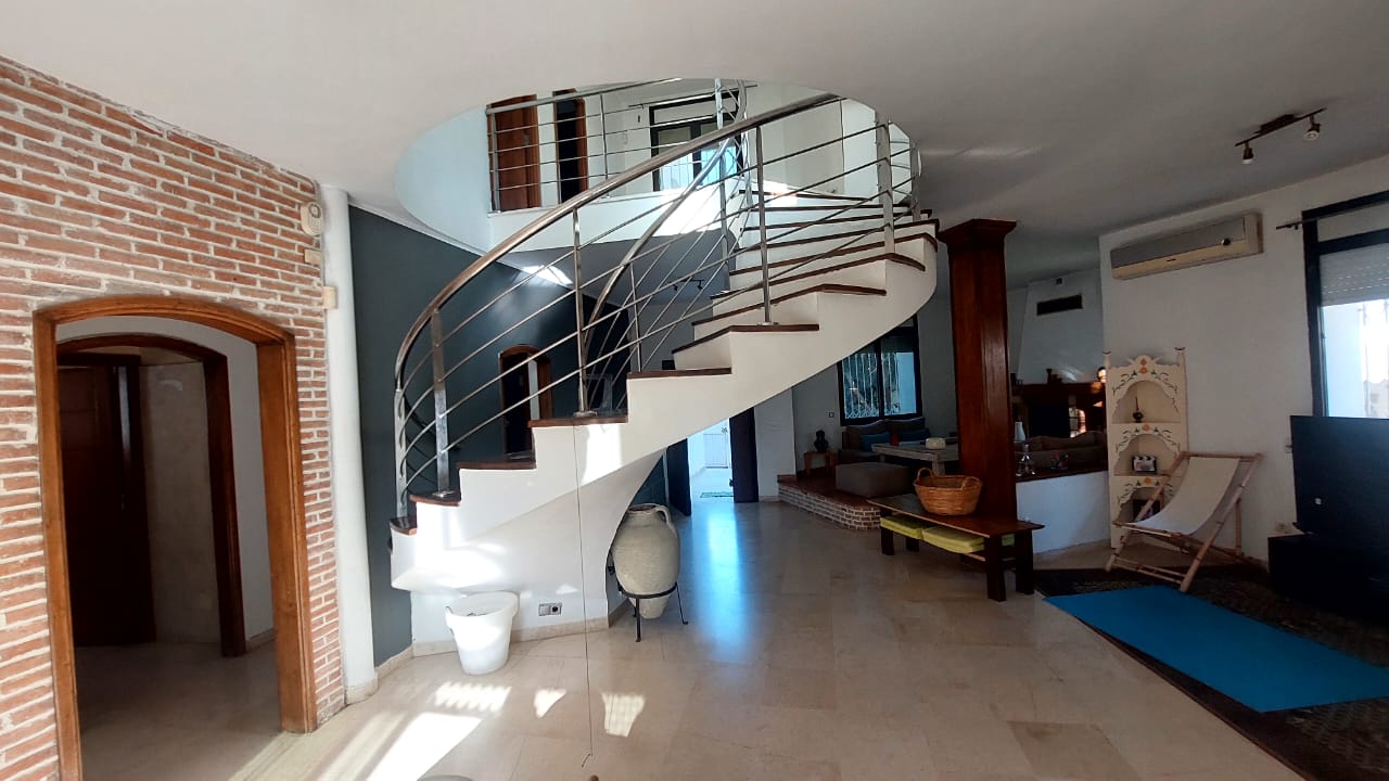 La Marsa&nbsp;Cite Du Stade&nbsp;Location&nbsp;Maisons&nbsp;Villa de charme avec piscine � la marsa