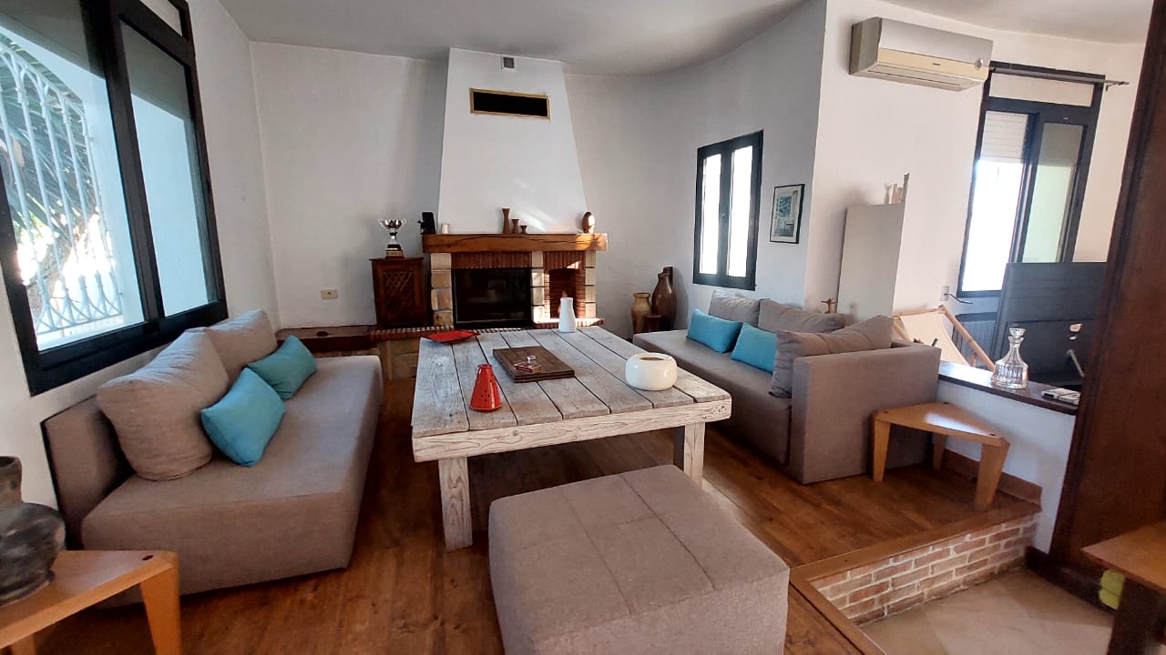 La Marsa&nbsp;Cite Du Stade&nbsp;Location&nbsp;Maisons&nbsp;Villa de charme avec piscine � la marsa