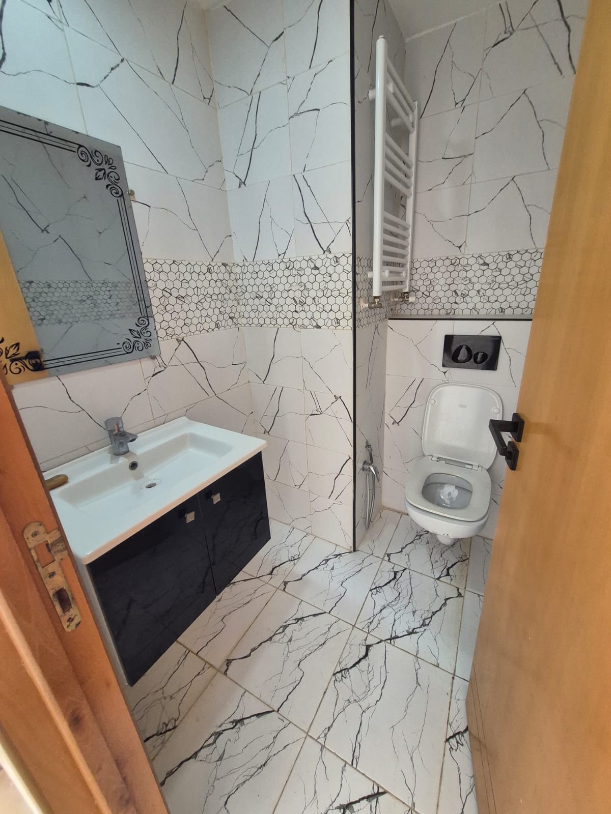 La Marsa&nbsp;El Aouina&nbsp;Vente&nbsp;Appart. 3 pi�ces&nbsp;Appart s2 � cit� el wahat  a