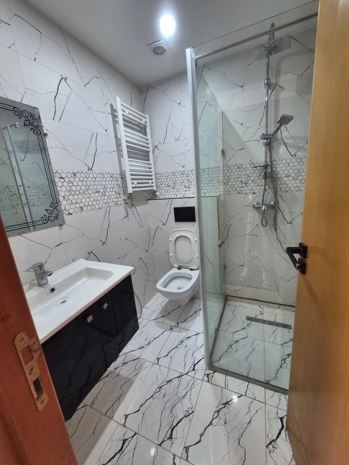 La Marsa&nbsp;El Aouina&nbsp;Vente&nbsp;Appart. 4 pi�ces&nbsp;Apprt s2 avec terrasse � cit� el wahat