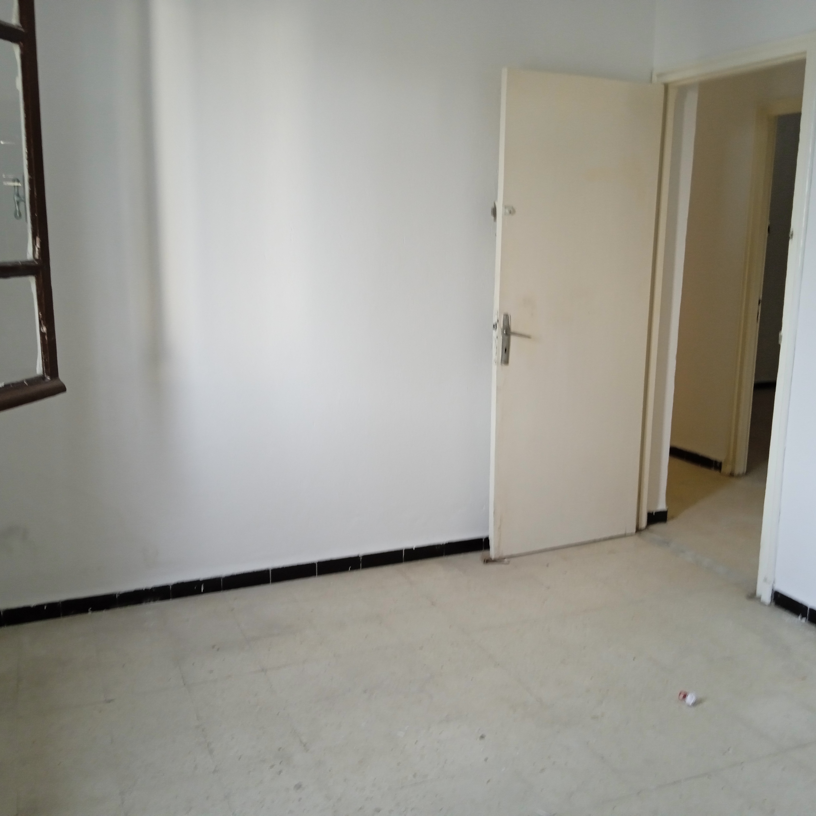 Le Bardo&nbsp;Ksar Said&nbsp;Location&nbsp;Appart. 3 pi�ces&nbsp;Appartement lumineux et convivial id�alement situ�