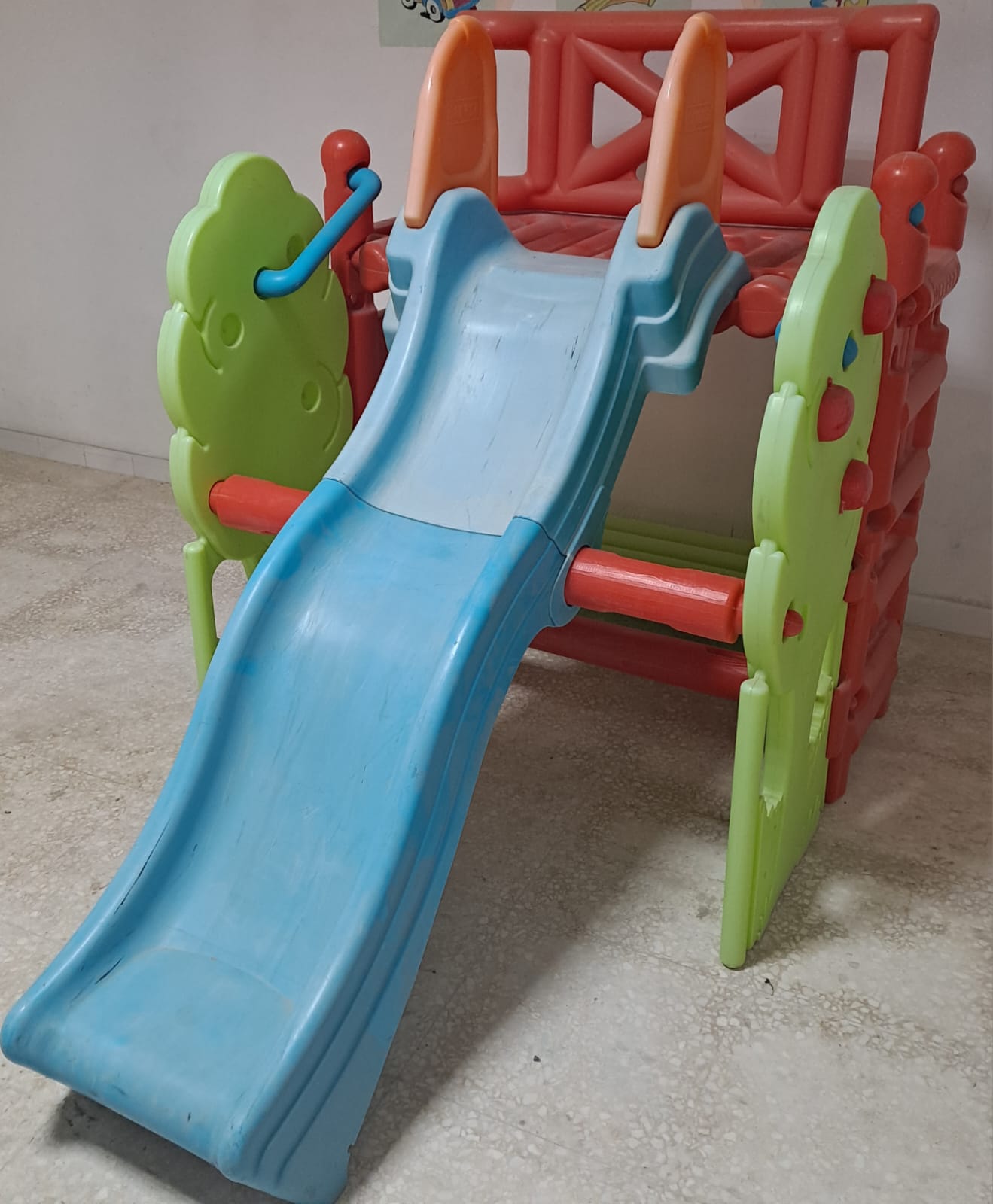 La Goulette&nbsp;La Goulette&nbsp;Autre&nbsp;Autre&nbsp;Mat�rielle �quipements jardin d'enfants