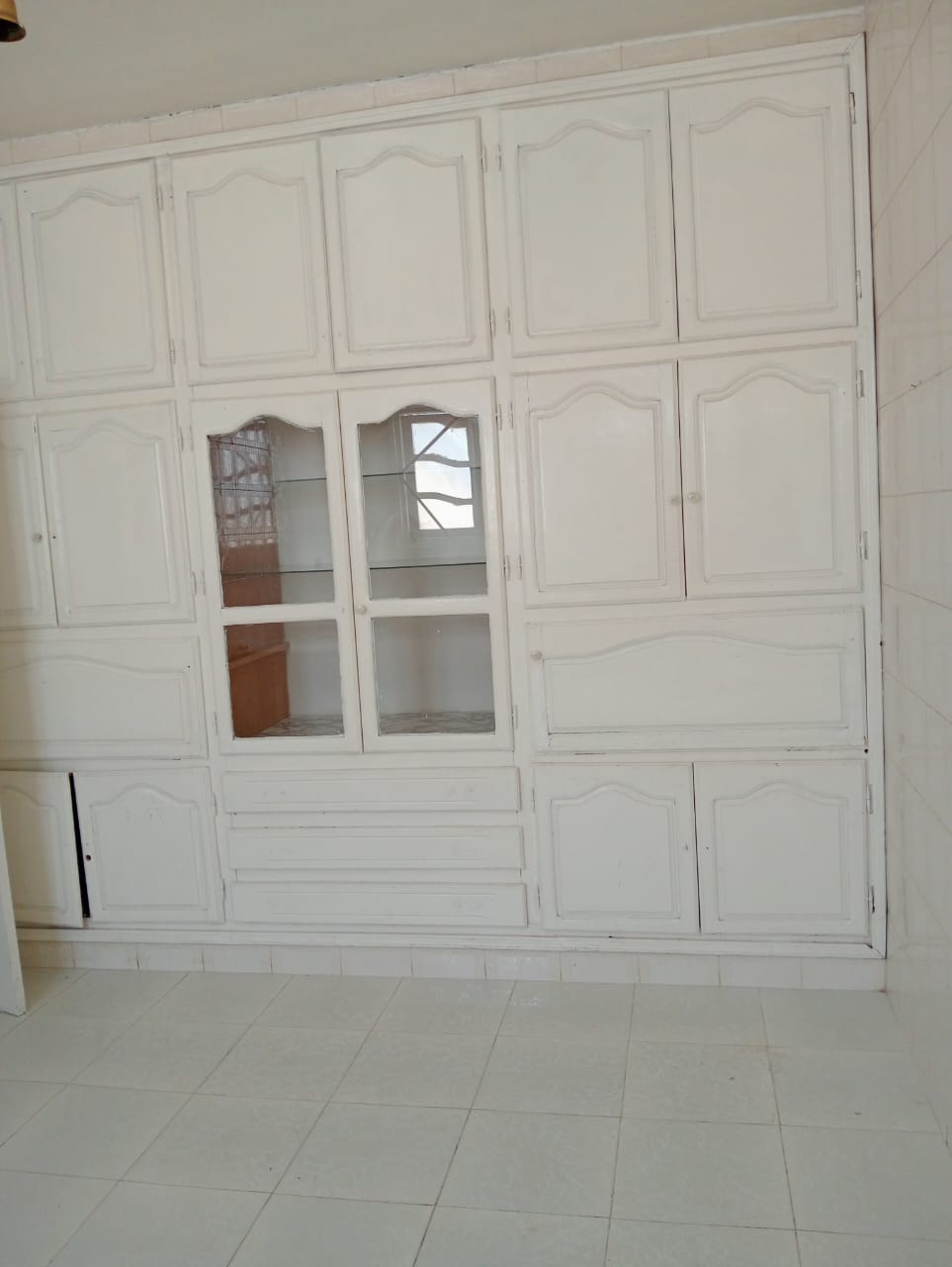 Le Bardo&nbsp;Ksar Said&nbsp;Location&nbsp;Appart. 5 pi�ces+&nbsp;Etage de villa a ksar said