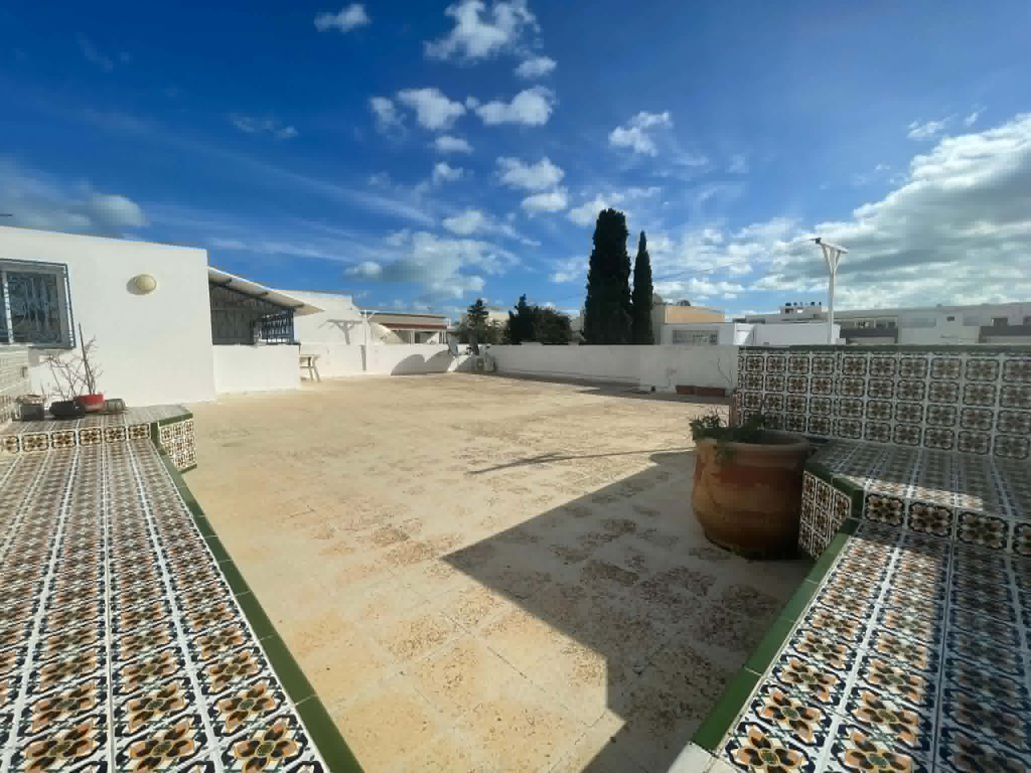La Marsa&nbsp;Marsa Erriadh&nbsp;Location&nbsp;Maisons&nbsp;Etage de villa meuble a la marsa