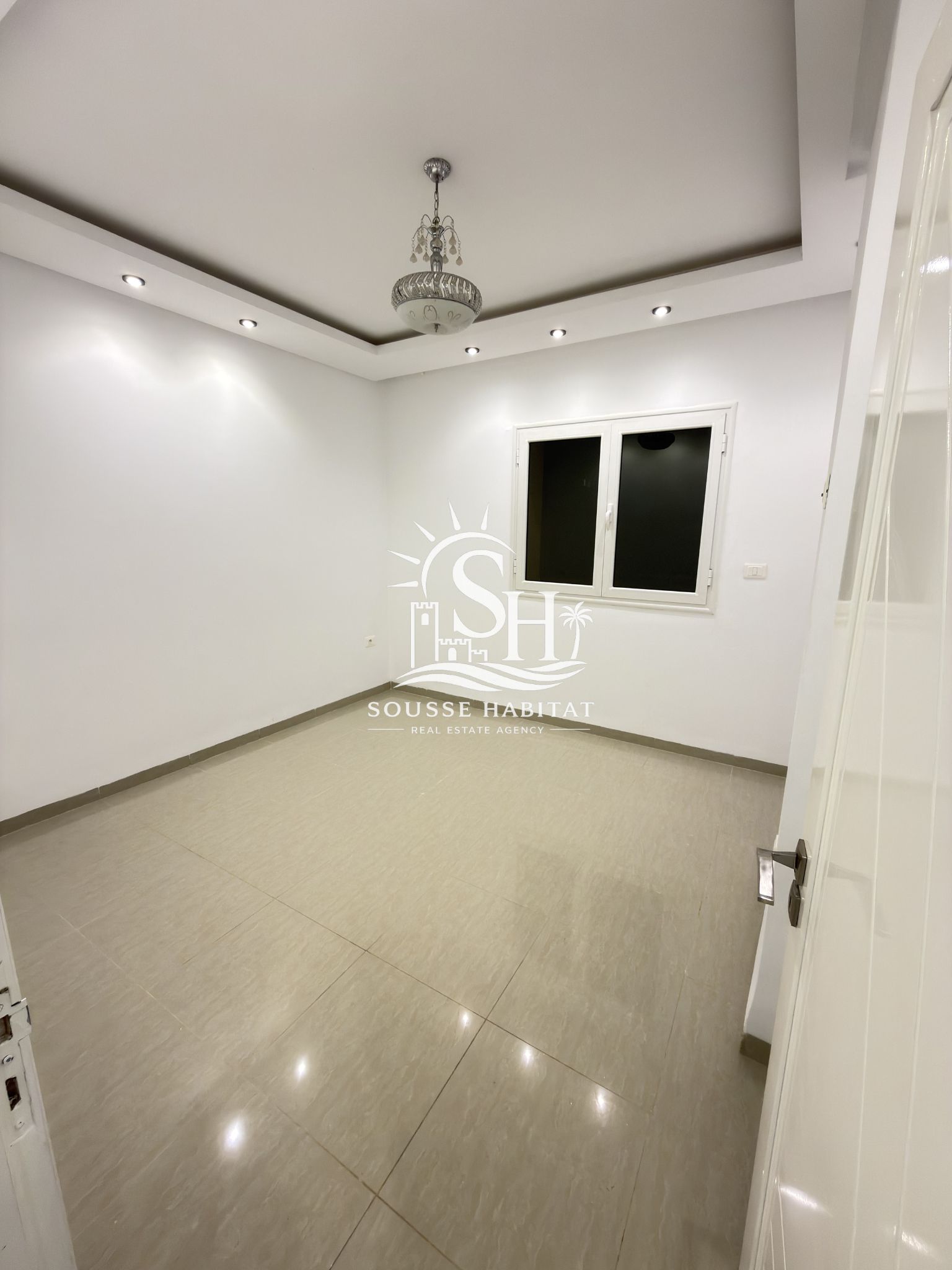 Sousse Jaouhara&nbsp;Sahloul&nbsp;Location&nbsp;Appart. 2 pi�ces&nbsp;S2 san meule haut de gamme