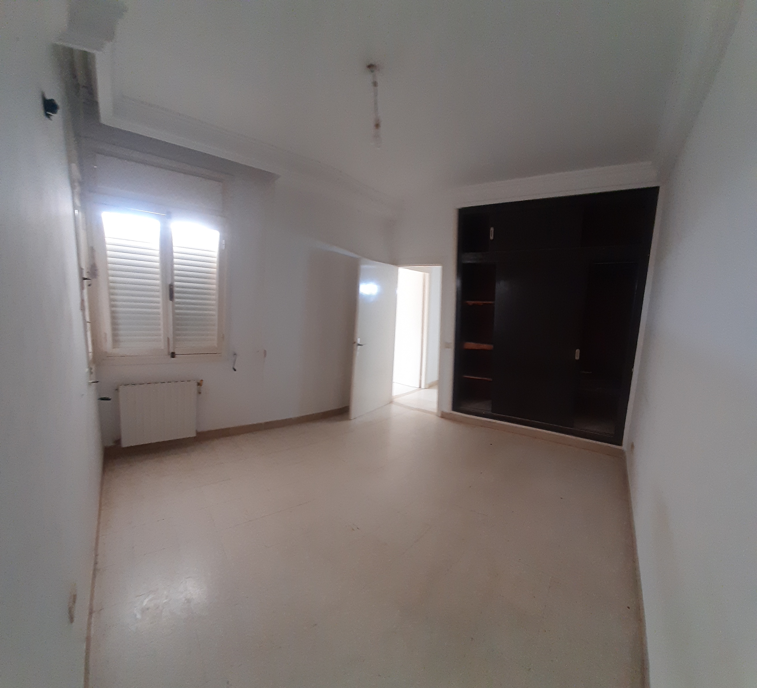 La Soukra&nbsp;Cite Hedi Nouira&nbsp;Vente&nbsp;Appart. 2 pi�ces&nbsp;Apparemment s2 cit� hedi nouira