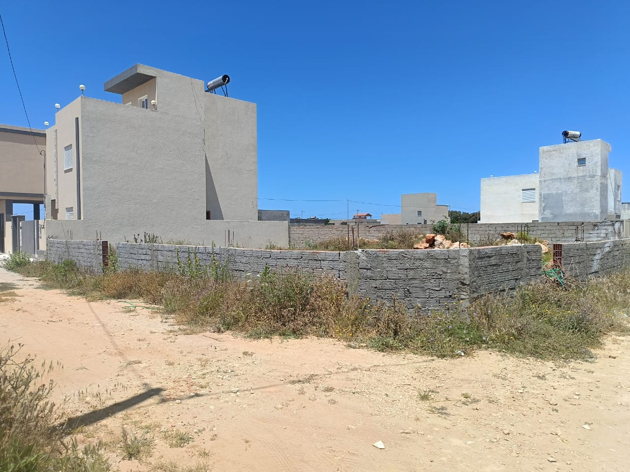 El Haouaria&nbsp;El Haouaria&nbsp;Terrain&nbsp;Terrain nu&nbsp;Terrain � argoub 100 m de la plage