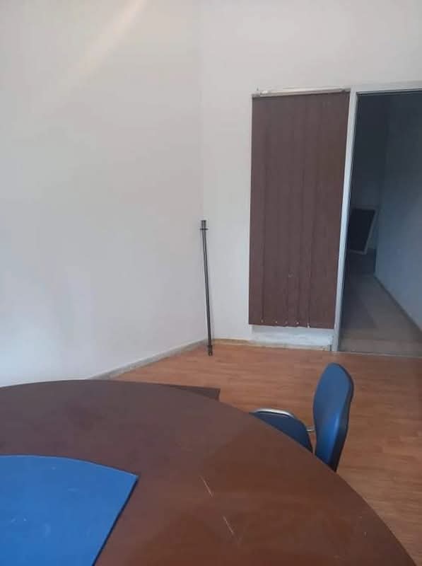 Ariana Ville&nbsp;El Menzah 5&nbsp;Bureaux & Commerces&nbsp;Bureau&nbsp;Bureau 1 pi�ce � el manzah 5 wb3034