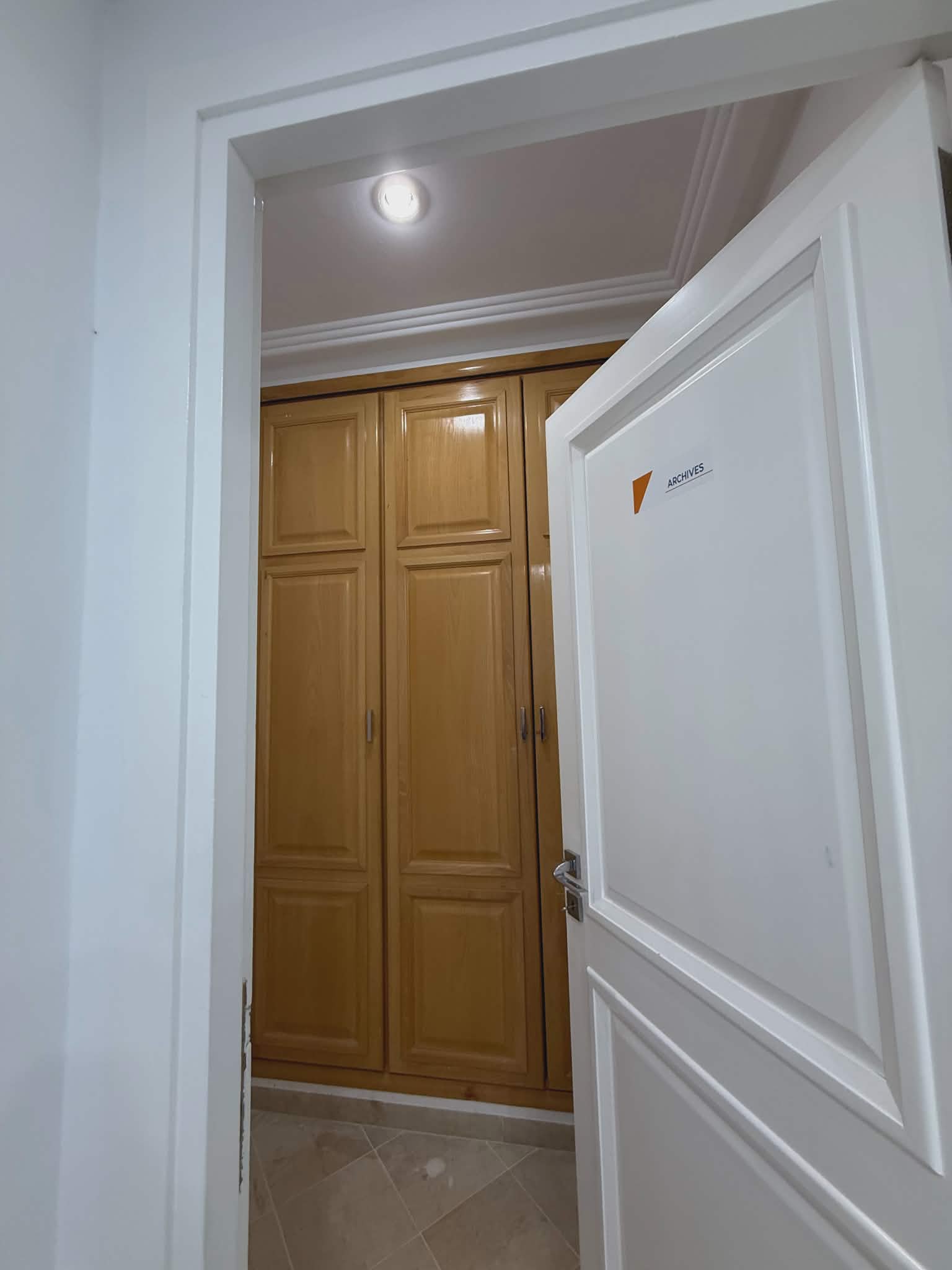 Cite El Khadra&nbsp;Zone urbaine nord&nbsp;Bureaux & Commerces&nbsp;Bureau&nbsp;S plus 2 bureautique au centre urbain wb4481