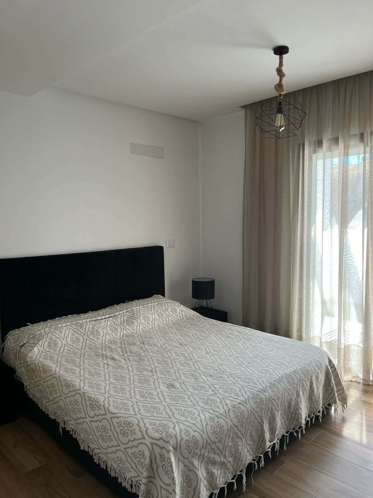 Ariana Ville&nbsp;Riadh Landlous&nbsp;Location&nbsp;Appart. 2 pi�ces&nbsp;S plus 1 hst vide a riadh landalos wb4482