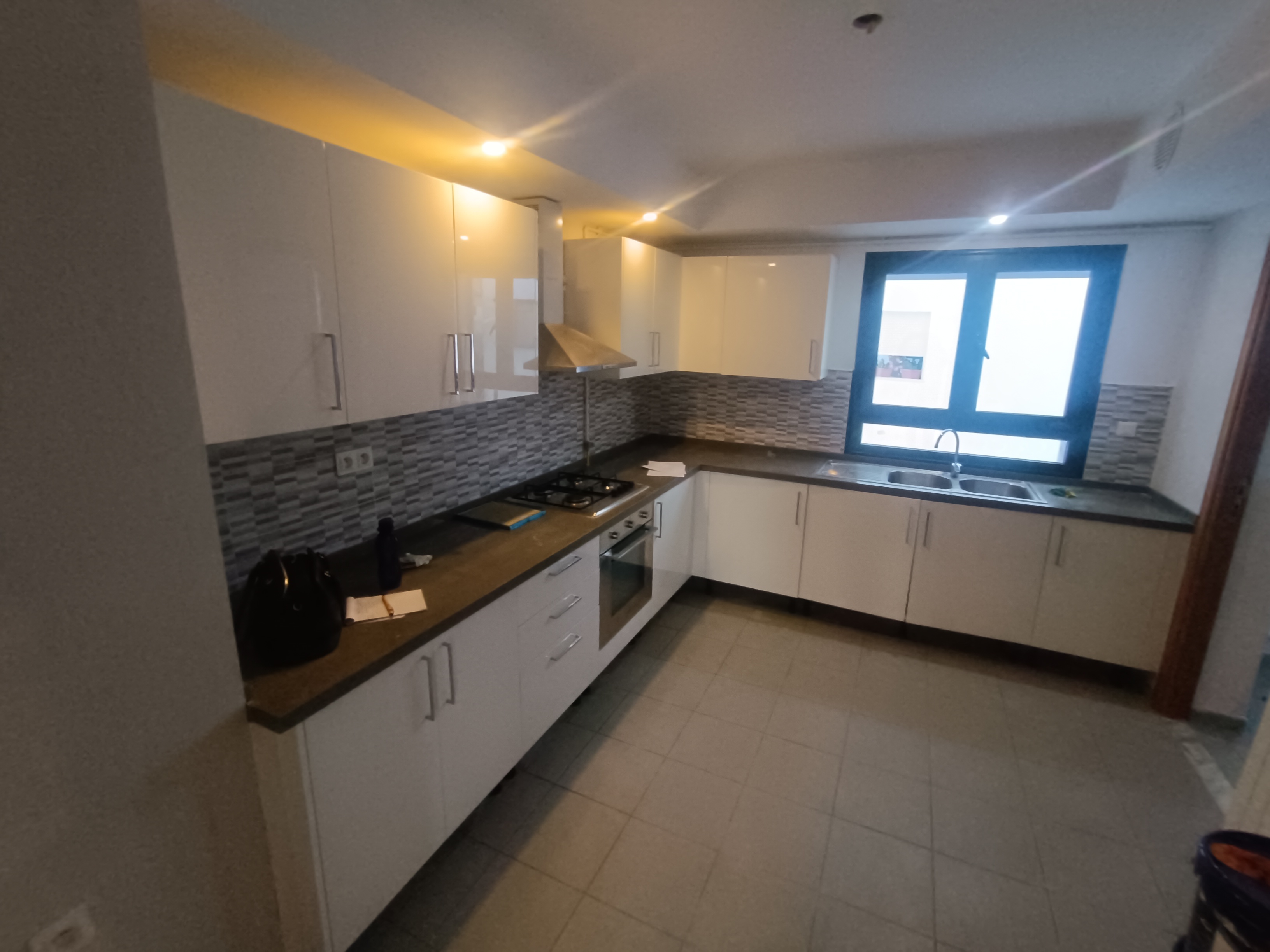 Mnihla&nbsp;Jardins d'el Menzah&nbsp;Location&nbsp;Appart. 3 pi�ces&nbsp;Bel appart s2 avec pkg ss sol