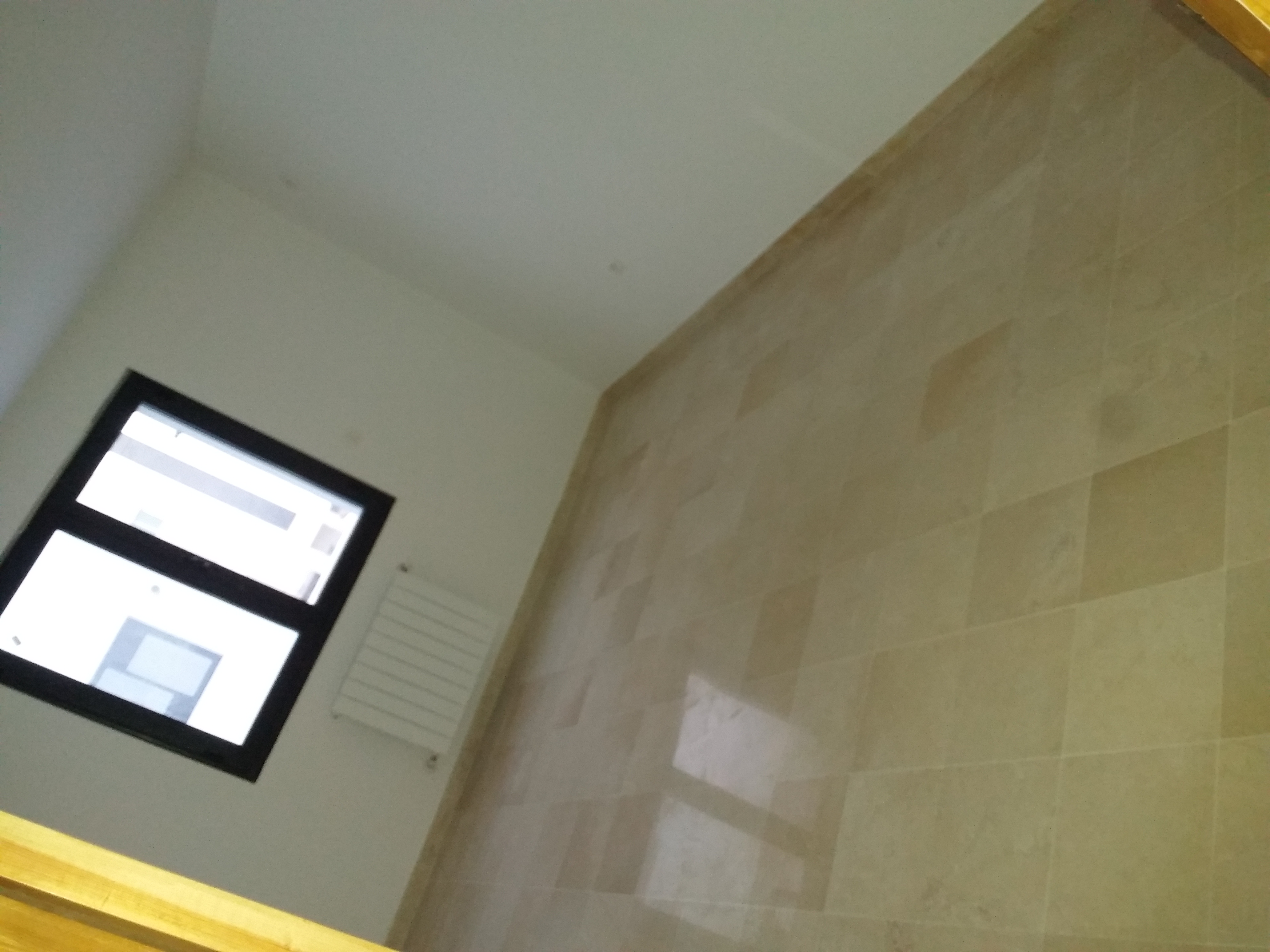 Mnihla&nbsp;Jardins d'el Menzah&nbsp;Location&nbsp;Appart. 3 pi�ces&nbsp;Bel appartement neuf