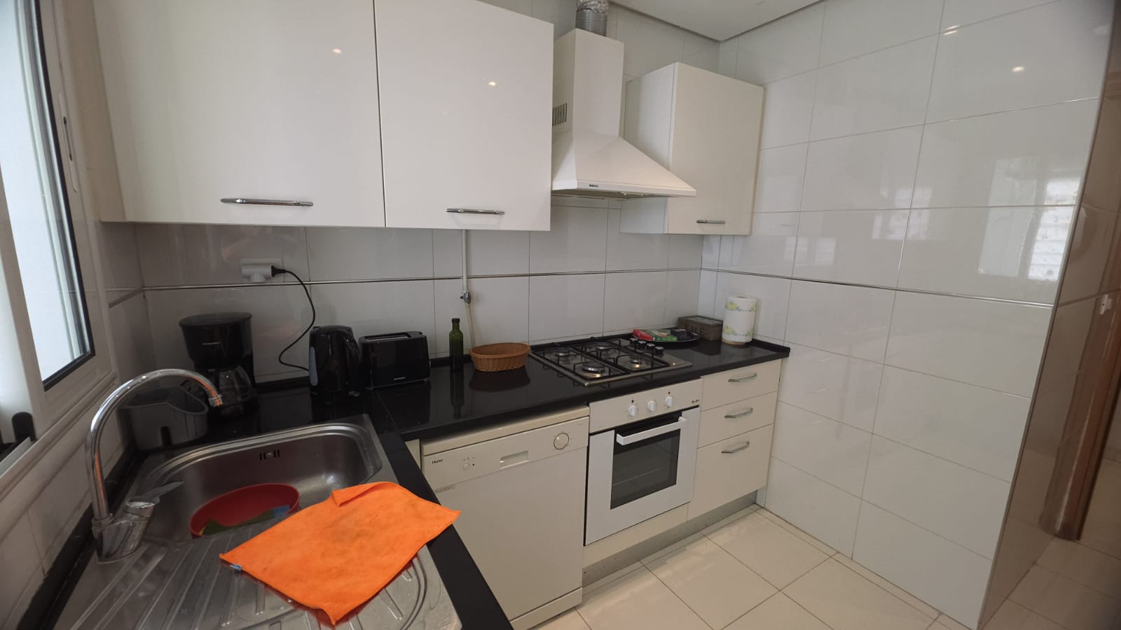 Ain Zaghouan&nbsp;Jardins de Carthage&nbsp;Location&nbsp;Appart. 2 pi�ces&nbsp;Al spacieux s1 meubl� au jardin de carthage