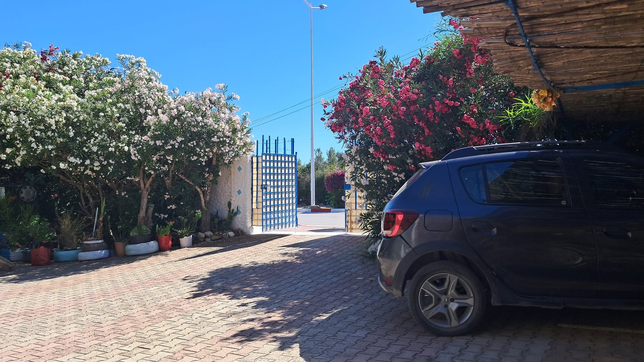 Hammamet&nbsp;Zone Hoteliere&nbsp;Location&nbsp;Appart. 3 pi�ces&nbsp;Agr�able duplex hammamet nord