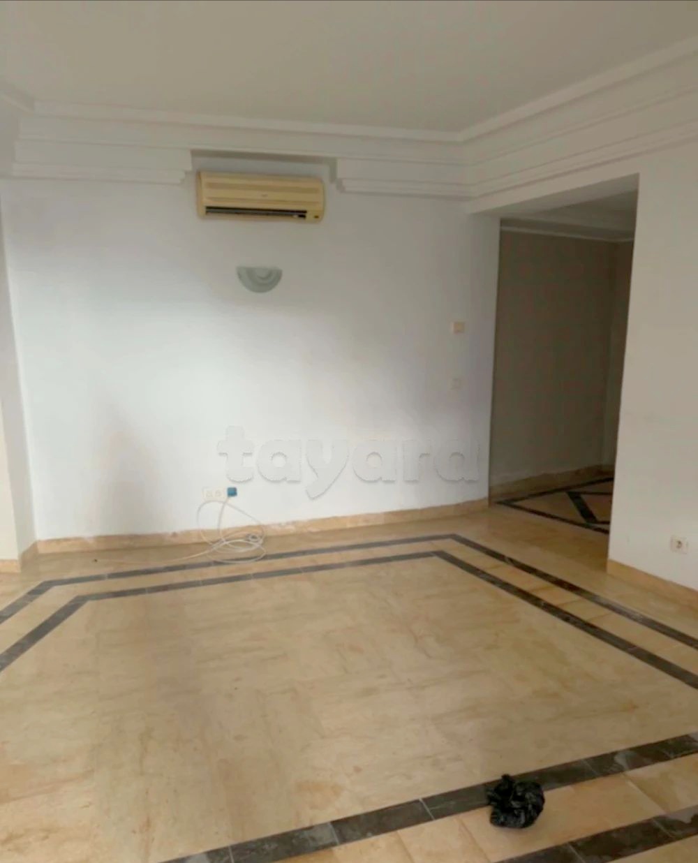 Ariana Ville&nbsp;Cite Ennasr 2&nbsp;Location&nbsp;Appart. 2 pi�ces&nbsp;S1 avec jardin 90 m2