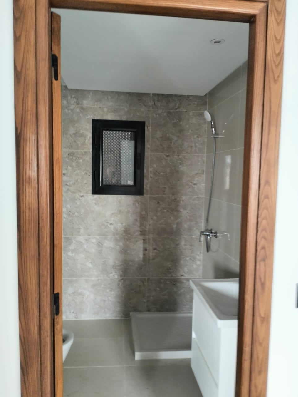 Ain Zaghouan&nbsp;Ain Zaghouan&nbsp;Location&nbsp;Appart. 3 pi�ces&nbsp;Appt neuf s2 � ain zaghouan